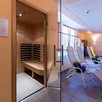 Ξενοδοχείο Jufa 3*